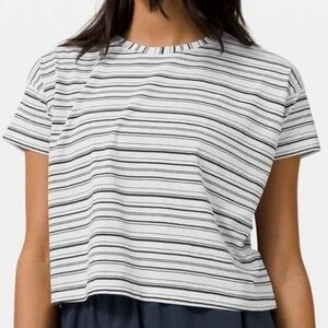 Lululemon Cates T-shirt